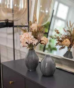 Set of 2 Black & Grey Ceramic Vases – Elegant Floral Decor for Home & Kitchen - Picture 1 of 9