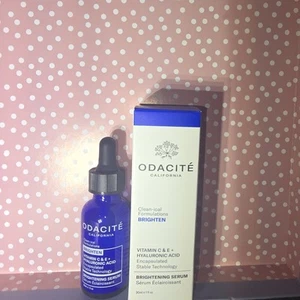 K8 Odacite Vitamin C & E Hyaluronic Acid Brightening Serum 1 oz 30 ml Full Size - Picture 1 of 7