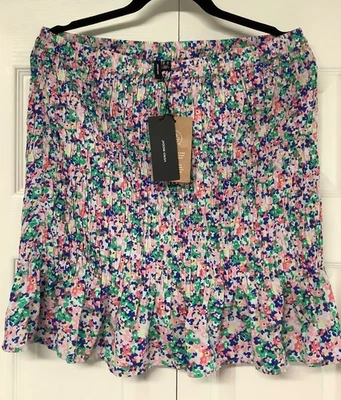 Vero Moda Skirt Floral Smocked Women's Size XL Colors: Green, Pink, Blue, NWT - Image 1 of 4