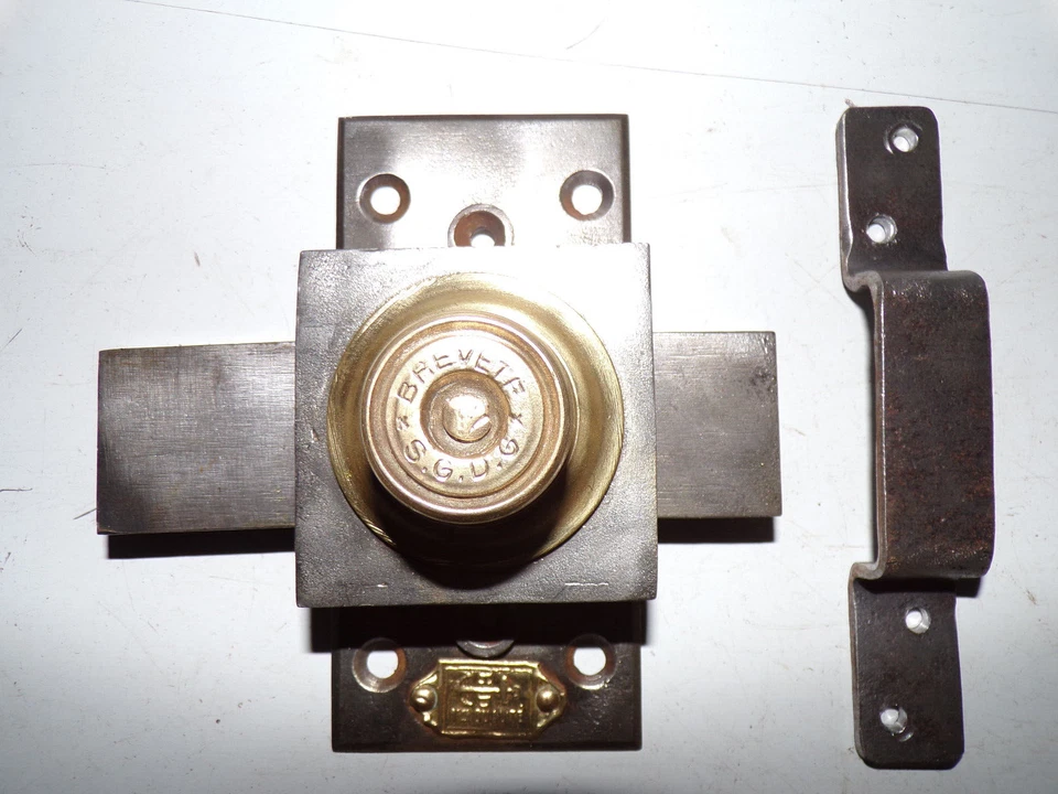 Verrou ancien - Photo 1/1