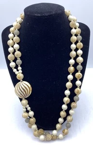 Beaded Embossed Necklace Acrylic Beads Gold/Silver-tone Lobster Clasp - Picture 1 of 4
