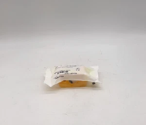 Eaton E22MGTA Pushbutton Shroud - Picture 1 of 4