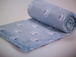 New Pale Blue With Blue+ White Sea Shell Design Super-Soft Throw Tied Blue Bow - Picture 1 of 8
