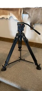 Manfrotto 501HDV Fluid Video Head with MVB3512 Twin Aluminum Tripod Legs - Picture 1 of 3