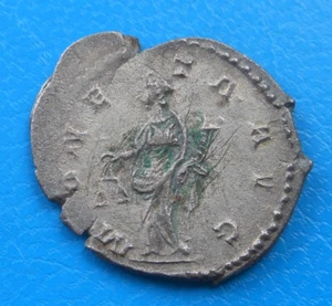 Postume Postumus antoninien MONETA AVG - Photo 1 sur 2