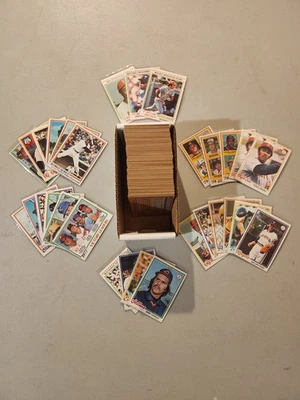 Lote de 255 tarjetas de béisbol Topps 1978 muchas estrellas de la corte radiocontrol Foto 1 de 4