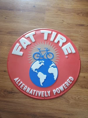 Fat Tire • Nueva elaboración de cerveza Bélgica • Alimentación alternativa • Letrero de cerveza grapadora de metal Foto 1 de 2