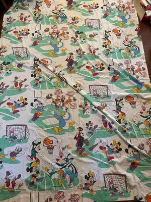 Sábana plana deportiva vintage Walt Disney Co. Mickey Mouse & Friends cama doble años 90 Foto 1 de 4