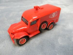 1/50 SCALE VINTAGE 1989 DODGE WC-54 POMPIERS FIRE TRUCK #3106 SOLIDO RED DIECAST