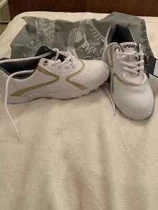 FOOTJOY NEW BOXED LEATHER WATERPROOF WHITE GOLF SHOES SIZE 6/39 - Picture 1 of 2