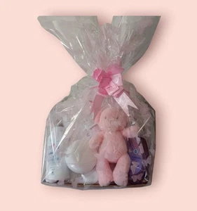 Baby girl Gift Hamper - Picture 1 of 6