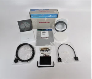 Raymarine ST80 Wind Angle Instrument Repeater Display - A22033 - NEW OLD STOCK!! - Picture 1 of 12