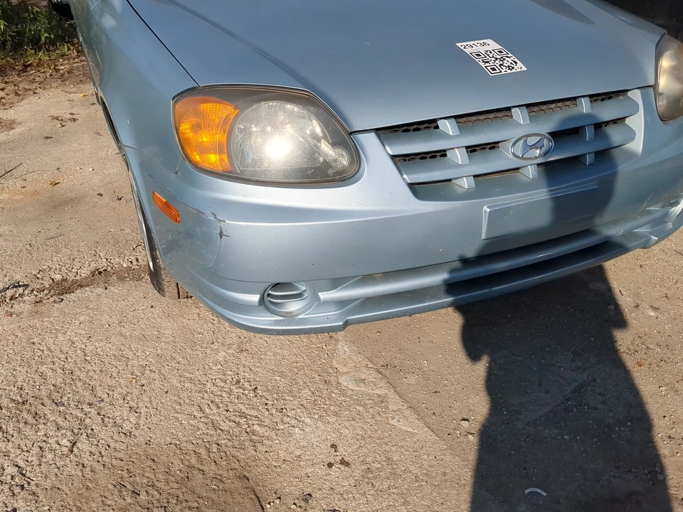 2003-2006 Hyundai Accent Front Bumper - Oem C5PA3 Foto 1 de 3