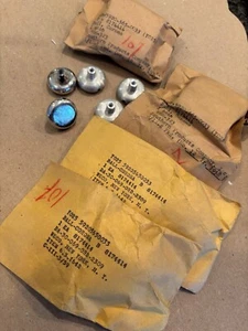 9 Vintage CORONA BALLS 5920-00-565-0033 P/N 8174414 - Picture 1 of 1