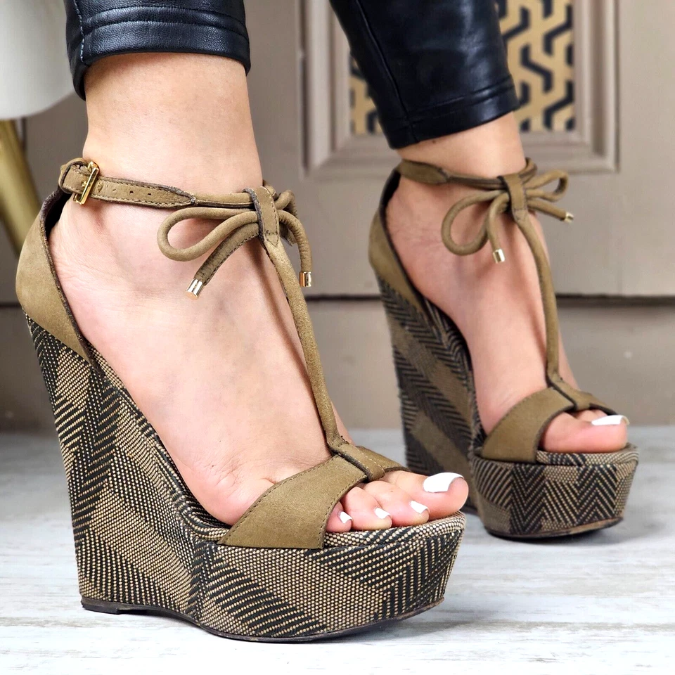 Burberry Check Wedges Sandals Platform Heels Shoes WAS £790 EU 37 UK 4 - Image 1 of 4