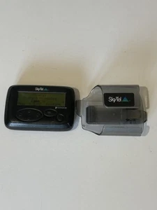 SKYTEL GLENAYRE Vintage Pager/Beeper w/Clip Turns On “UNTESTED”Buy/Sold As Read - Imagen 1 de 11