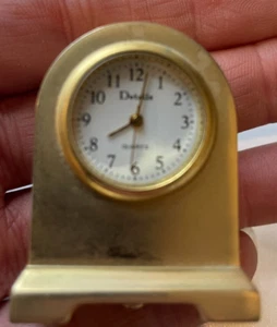 Mini Mesa de Escritorio de Colección Details Cuarzo Reloj Analógico Latón DTL 1004 187 - Imagen 1 de 9