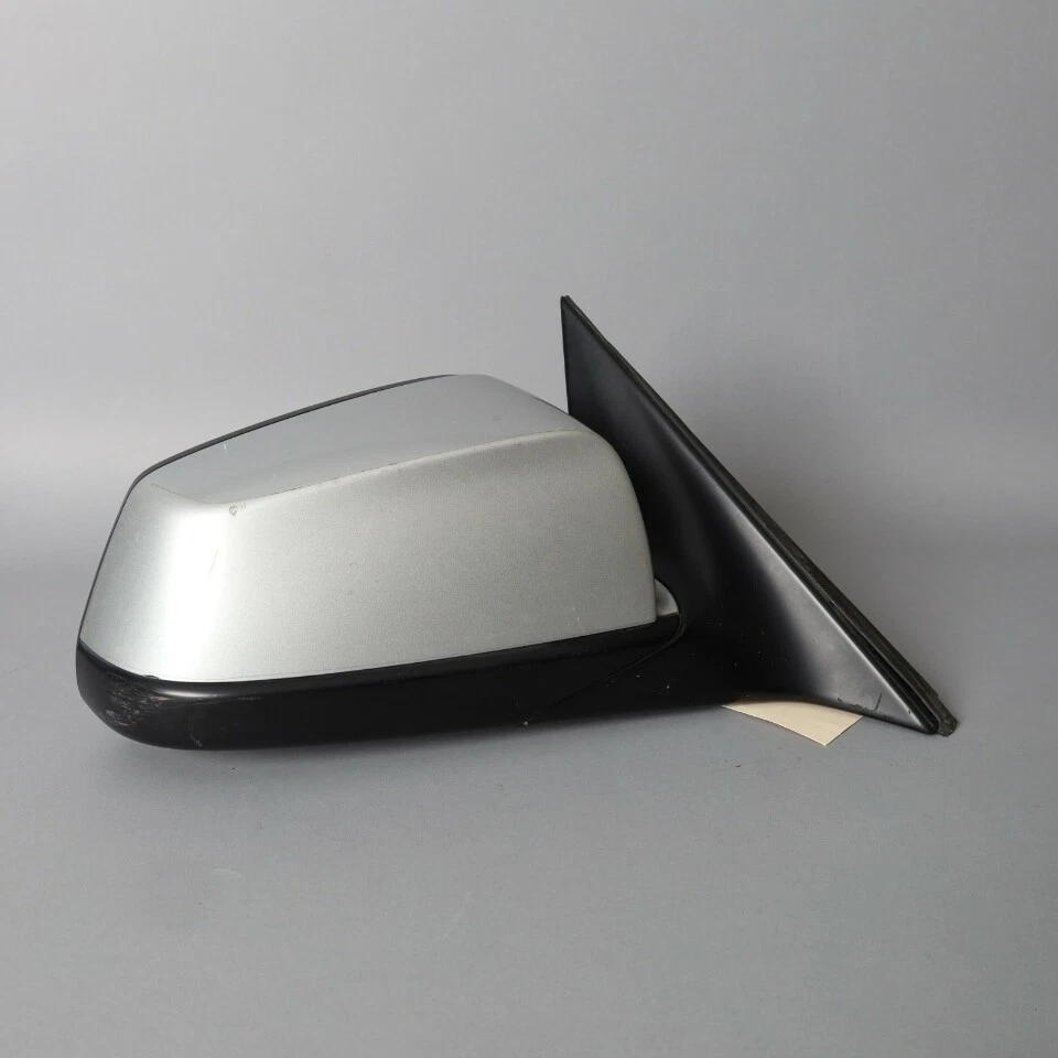 Espejo retrovisor derecho BMW 528i 535i 550i 2010 51167203486 OEM usado Foto 1 de 4