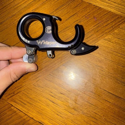 Carter Whisper 2 Thumb Button Release - Image 1 of 2