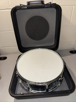 Snare Drum 14 x 6.5 with Case. READ DESCRIPTION. - Image 1 of 4