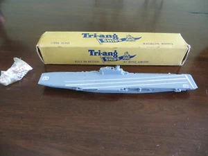 1960 Triang ships Minic Limited Waterline H,M.S.BULWARK M.751 AIRCRAFT CARRIER - Picture 1 of 12