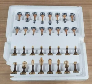 Juego de ajedrez de madera de metal y madera Italfama con tablero de ajedrez de madera a juego - Imagen 1 de 9