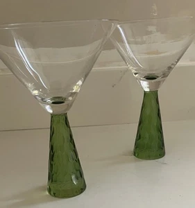 ARTLAND PRESCOTT Set 2 Martini Glasses Green Faceted Stems 6.75" NEW COND - Picture 1 of 3