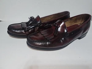 GH Bass & Co Weejuns Slip on Mens Logan Loafer Size 13 B Burgundy Ox Blood EUC! - Picture 1 of 9