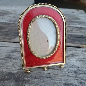 Vintage 1989 Terragrafics Red Enamel Oval Gold Tone Metal Small Picture Frame - Picture 1 of 5