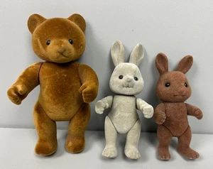 Vintage Sylvanian Families Bear & 2 Rabbits - Picture 1 of 7