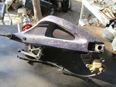 03 04 YAMAHA YZFR6 06 07 08 09 YZF R6S BRAZO OSCILANTE BASCULANTE CON FRENOS AMORTIGUADOR OEM Foto 1 de 4