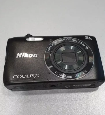 Cámara digital Nikon COOLPIX A300 20,1 MP 8x óptica 100 % FUNCIONA-90 % NUEVA Foto 1 de 4