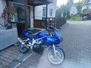 Suzuki SV650s - Bild 1 von 3