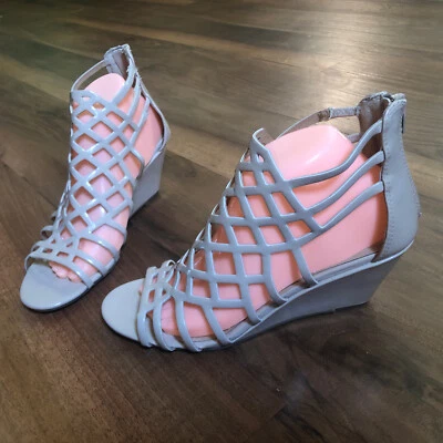 Material Girl Feminino Bronzeado Natural Nu MHENIE Cunha Recorte Biqueira Aberta Cunhas 9 M - Imagem 1 de 4