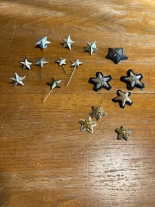 Lotto stellette in metallo ed i. stoffa per uniforme Italia I-IIGM - Picture 1 of 1