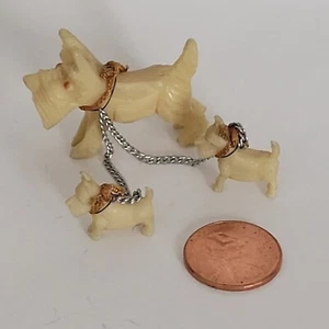 Miniature Celluloid Scottie SCHNAUZER Dog Family Mom & Puppies Chains Vintage - Picture 1 of 14
