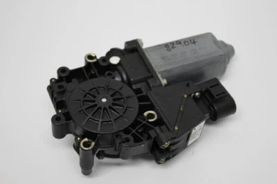 Audi A8 4D D2 PF OS Right Rear Electric Window Motor 4D0959802F - Image 1 of 4