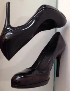 Women's 8 Stuart Weitzman Patent Leather Pump - Picture 1 of 12