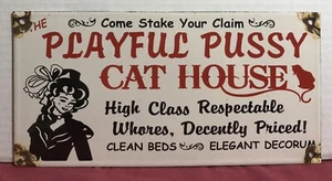 VINTAGE DIE VERSPIELTE MUSCHI KATZE HAUS HOTEL 12" PORZELLAN SERVICE ÖL GAS SCHILD - Bild 1 von 6