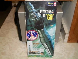 Revell 1/110 Scale Mercury Capsule And Atlas Booster, Everything Is "Go" - Picture 1 of 2