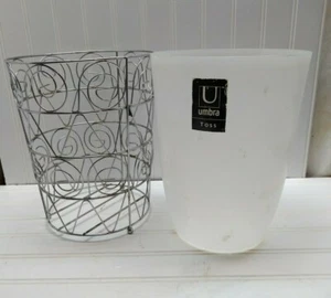 Umbra Toss Wastebasket Trash Can Wire Plastic 2 Gal - Picture 1 of 4