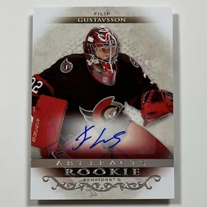2021-22 UD Artifacts FILIP GUSTAVSSON RC Roman Numeral XVII Rookie Auto Silver - Picture 1 of 6