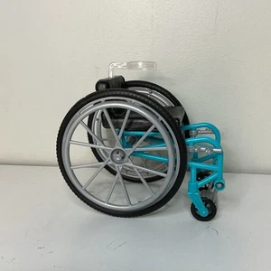 Barbie Fashionistas Muñeca Ken Silla de Ruedas 2018 Mattel Azul Teal - Imagen 1 de 4