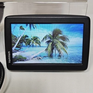 Tomtom GPS Navigation Wide Screen Model 4EN52 Z1230  - Picture 1 of 16