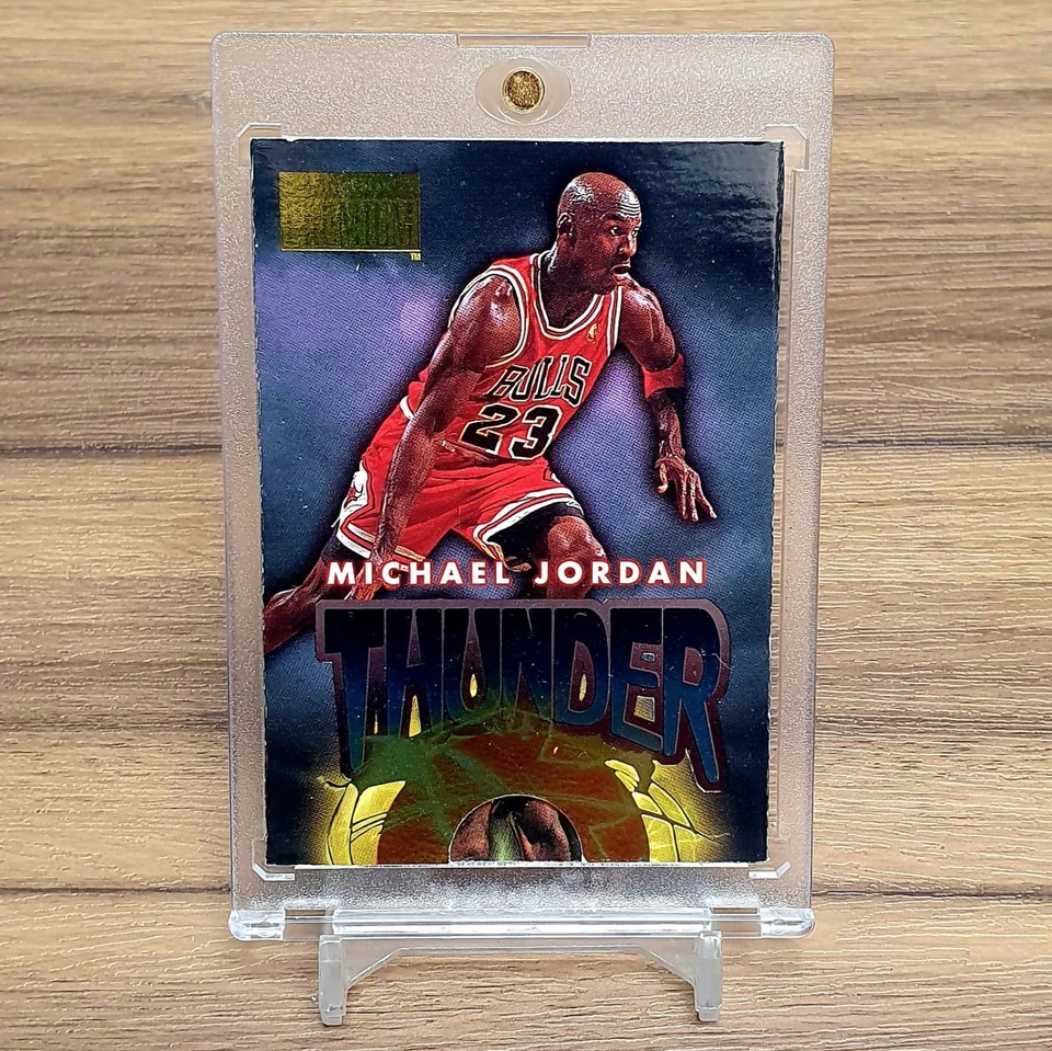 Skybox Premium 1996 Michael Jordan/Scottie Pippen Thunder & Lightning Foto 1 de 4