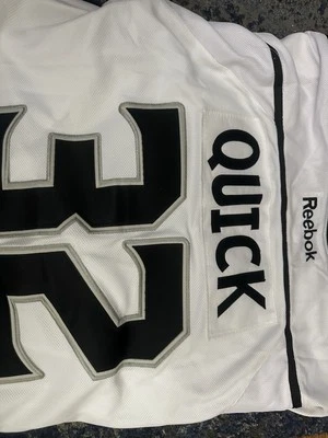 Authentic LA Kings Jonathan Quick #32 Reebok Jersey 2014 Stanley Cup Patch - Image 1 of 4