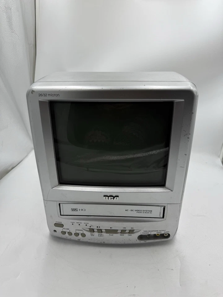 Vintage RCA Color CRT TV VCR Combo T09085 Silver 12V AC DC Remote AV Inputs 2002 - Image 1 of 4