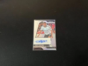 2024-25 Panini Prizm Premier League Signature Silver #19 Timothy Castagne 72/99 - Bild 1 von 2
