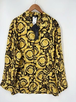 Camisa Pijama Versace 100% Seda Signature Barroco Estampado Negro Oro Talla 3 $1825 Foto 1 de 4