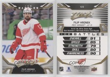 2022-23 Upper Deck MVP Gold Ice Battles Filip Hronek #123